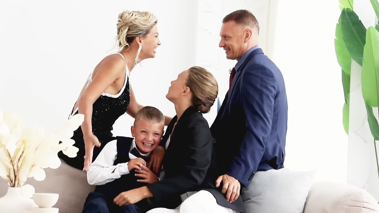 Ева Федорович. Семейная съёмка. Портретный фотограф в Санкт-Петербурге Дмитриева Наталия