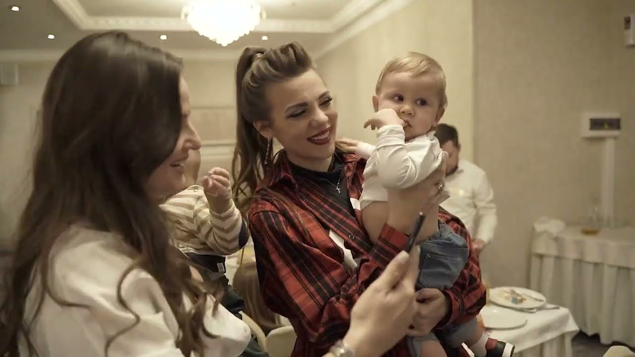 Видеосъемка асянди, 1 годик малышу, видеооператор Ростов-на-Дону. Свадебный и семейный видеограф. Ростов-на-Дону