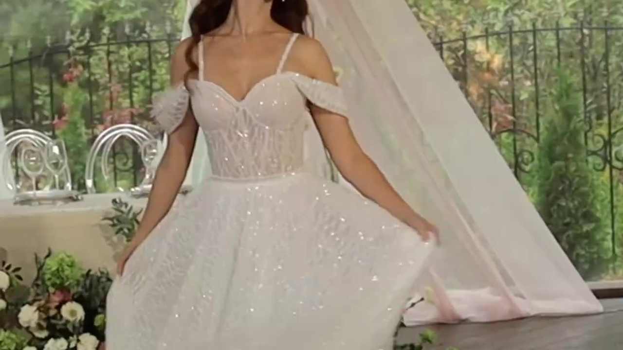 Вертикальные видео. Свадебный фотограф и видеограф в Москве — фото и видео в день свадьбы + подарки