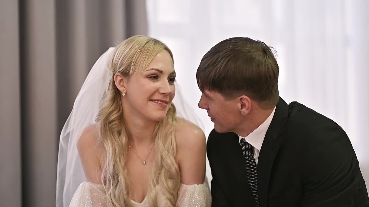 ВИДЕО. Репортажный и свадебный фотограф в Липецке Иван Первойкин