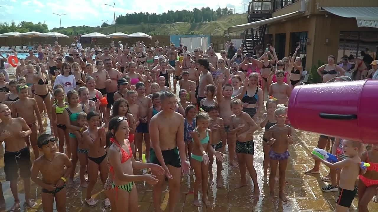 ВИДЕО. Репортажный и свадебный фотограф в Липецке Иван Первойкин