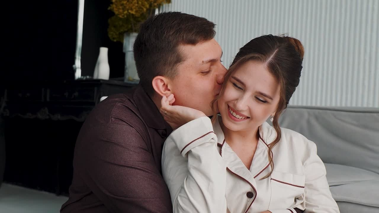 Свадебный клип. Свадебное видео. Свадебный фильм. Видеосъемка, видеограф в Донецке Николай Хоришко