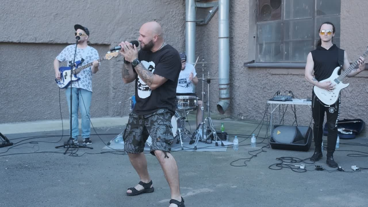 BearRock Концерт 50 лет со дня рождения Михаила Горшенева. Репортажный фотограф в Санкт-Петербурге Максим Варбулайнен