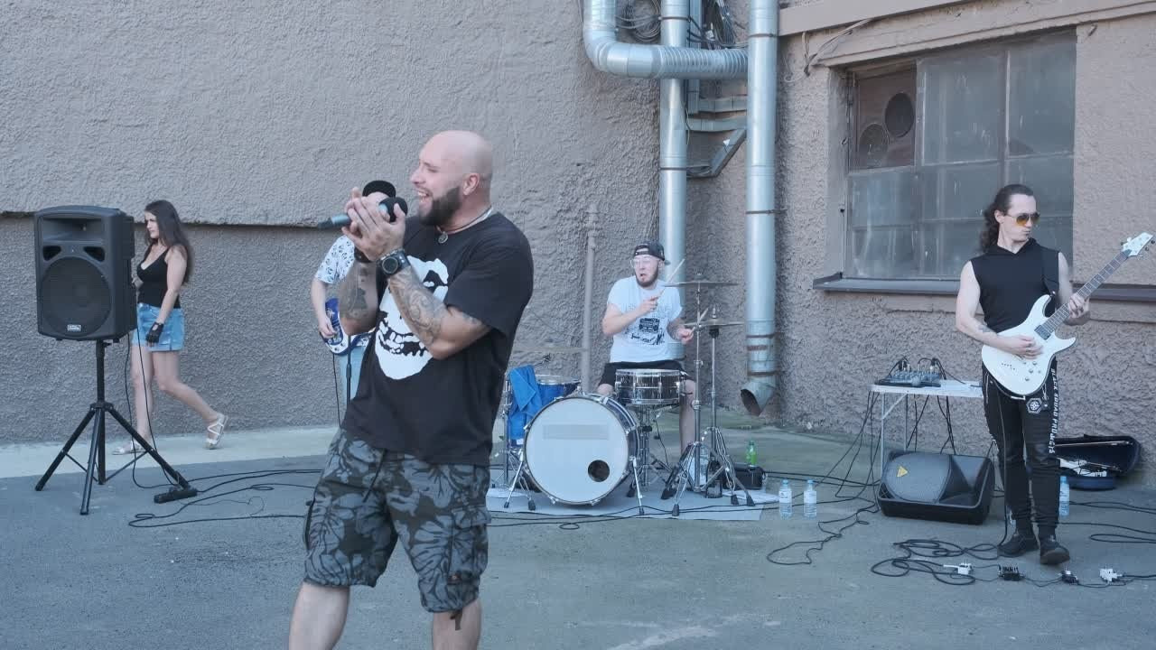 BearRock Концерт 50 лет со дня рождения Михаила Горшенева. Репортажный фотограф в Санкт-Петербурге Максим Варбулайнен