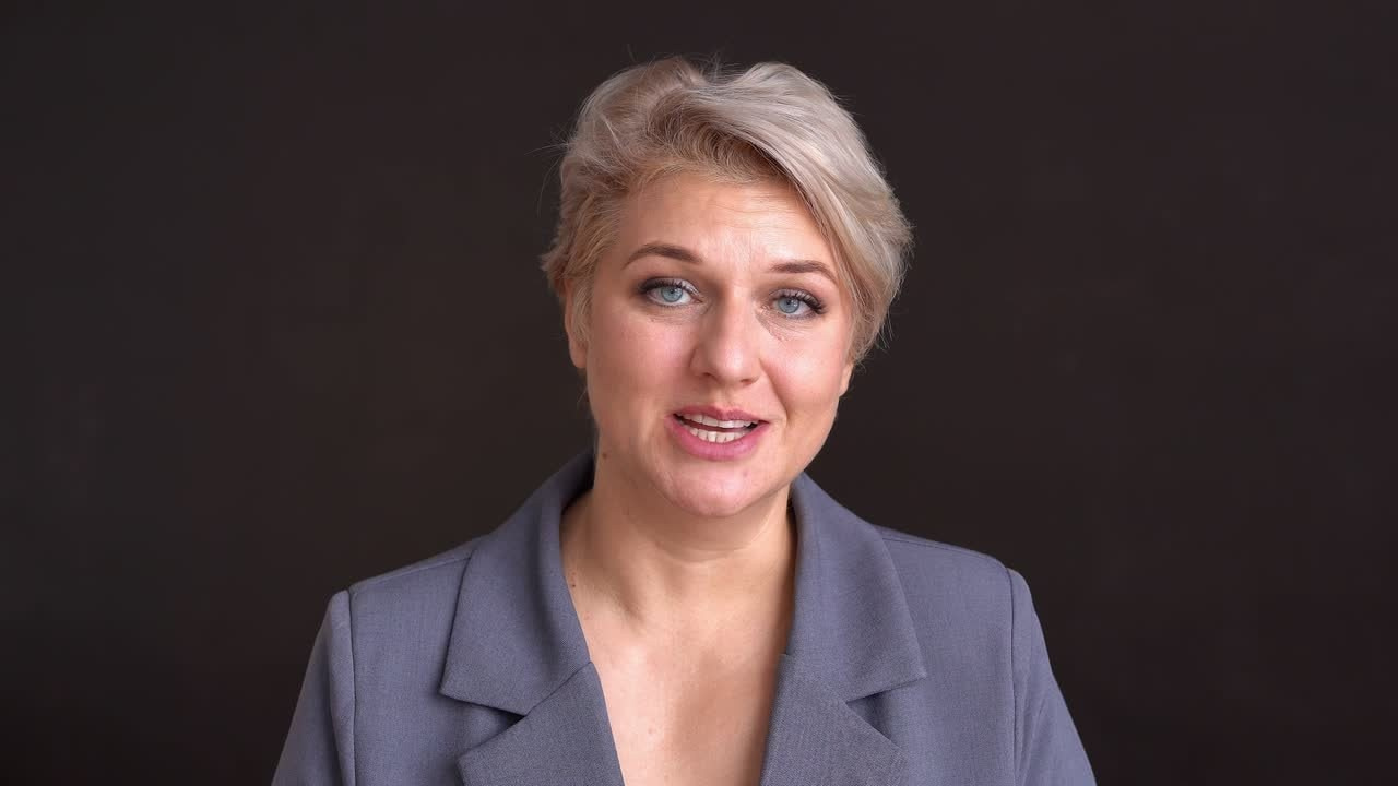 Актёрское портфолио / видео. Фотограф и видеограф Арина Семёнова