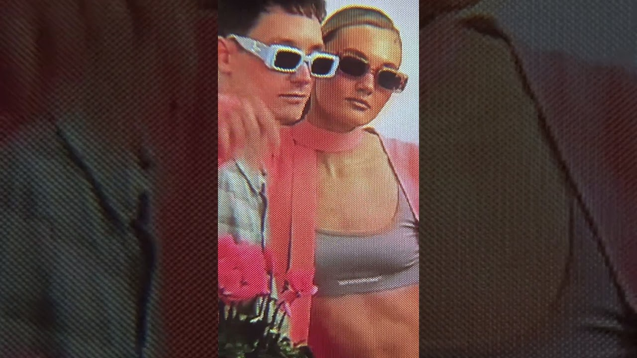 Видео (бренды, музыкальные, рекламные). Фотограф, автор видео Алиса Черкасова