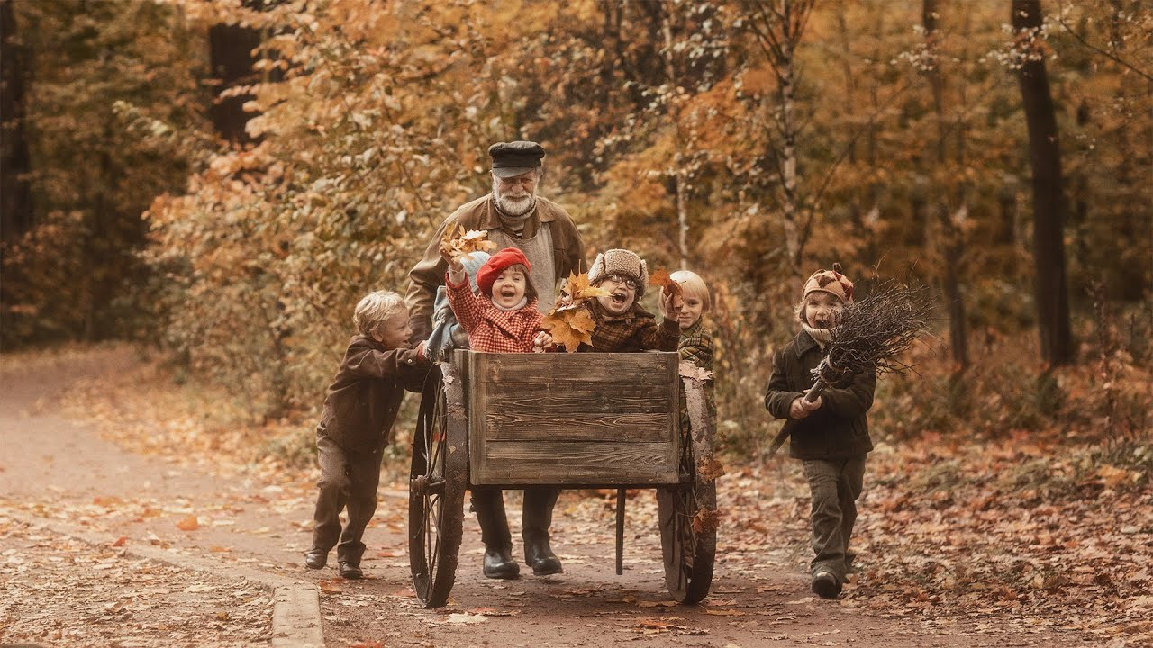 Старый дворник и ребятишки. Фотограф и режиссер Сергей Спирин. Москва