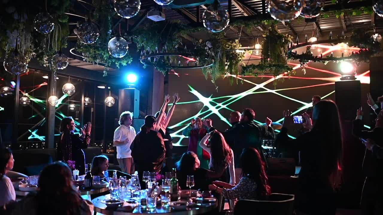 Видео. Фотограф Сергей Пивоваров