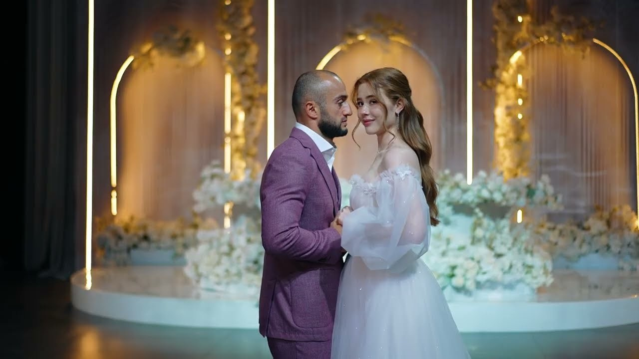 Wedding video. Genius