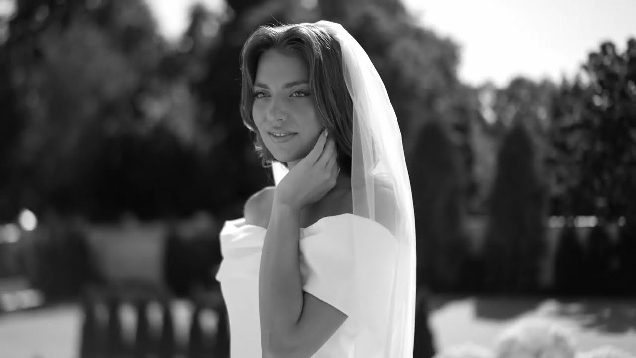 Wedding video. Genius