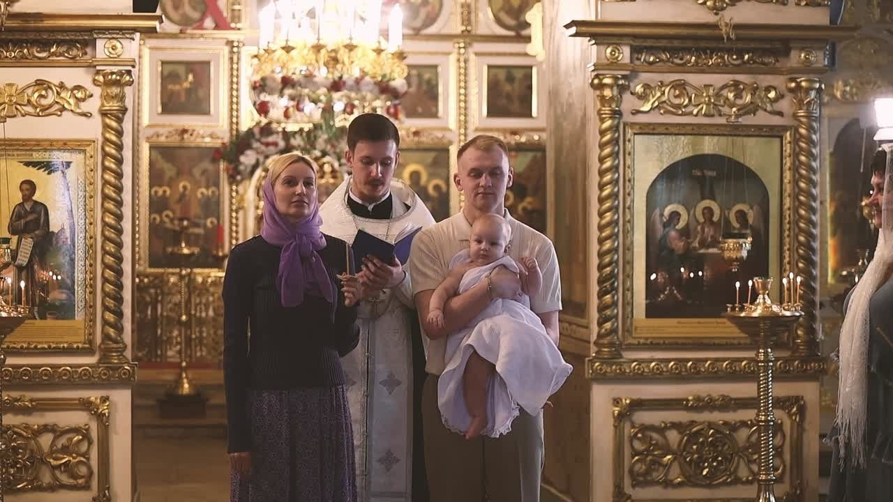 Церковный (крещение и венчание). Семейный фотограф Москва и область Дербунова Елена