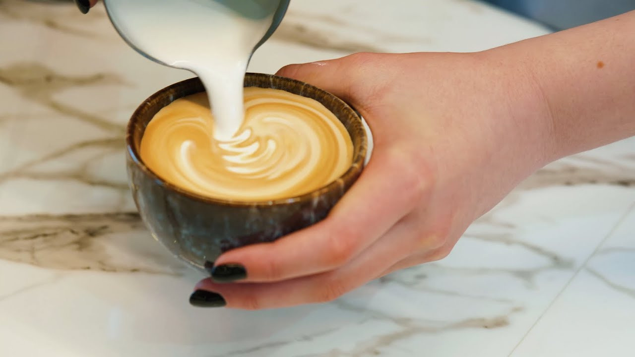 Корпоративное видео. Видеограф Антон Чайный. Свадебные ромкомы с пасхалками