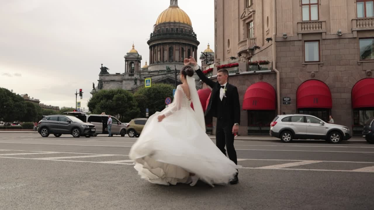 Свадебные клипы и фильмы. Свадебный фотограф и видеограф — Сергей и Дарья