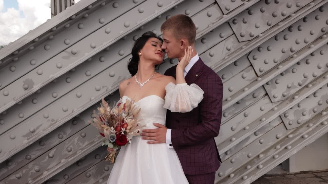 Свадебные клипы и фильмы. Свадебный фотограф и видеограф — Сергей и Дарья