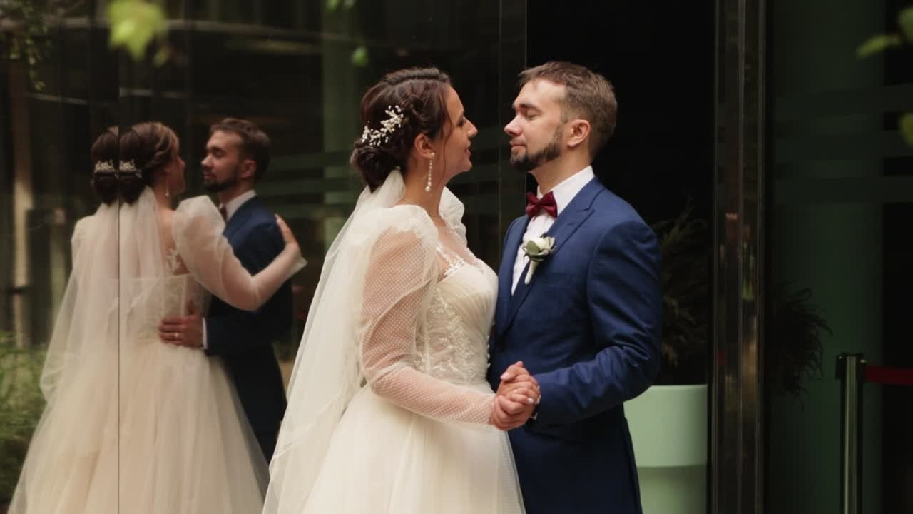 Свадебные клипы и фильмы. Свадебный фотограф и видеограф — Сергей и Дарья