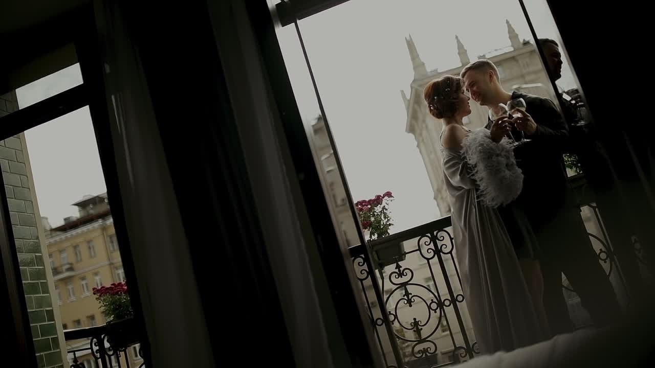 Видеограф Илья Новиков — Профессиональная видеосъемка в Москве, Санкт-Петербурге, Екатеринбурге, Калининграде. Видеограф, фотограф Илья Новиков Москва, Екатеринбург, Калининград