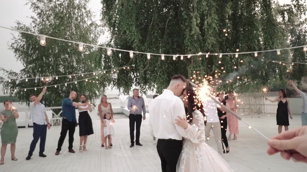Свадебное видео / видеограф на свадьбу. Фото и видео съемка