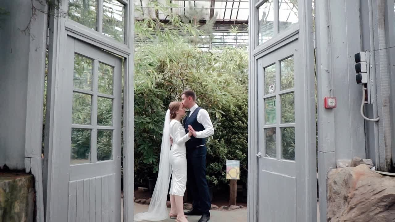 Свадебное видео / видеограф на свадьбу. Фото и видео съемка