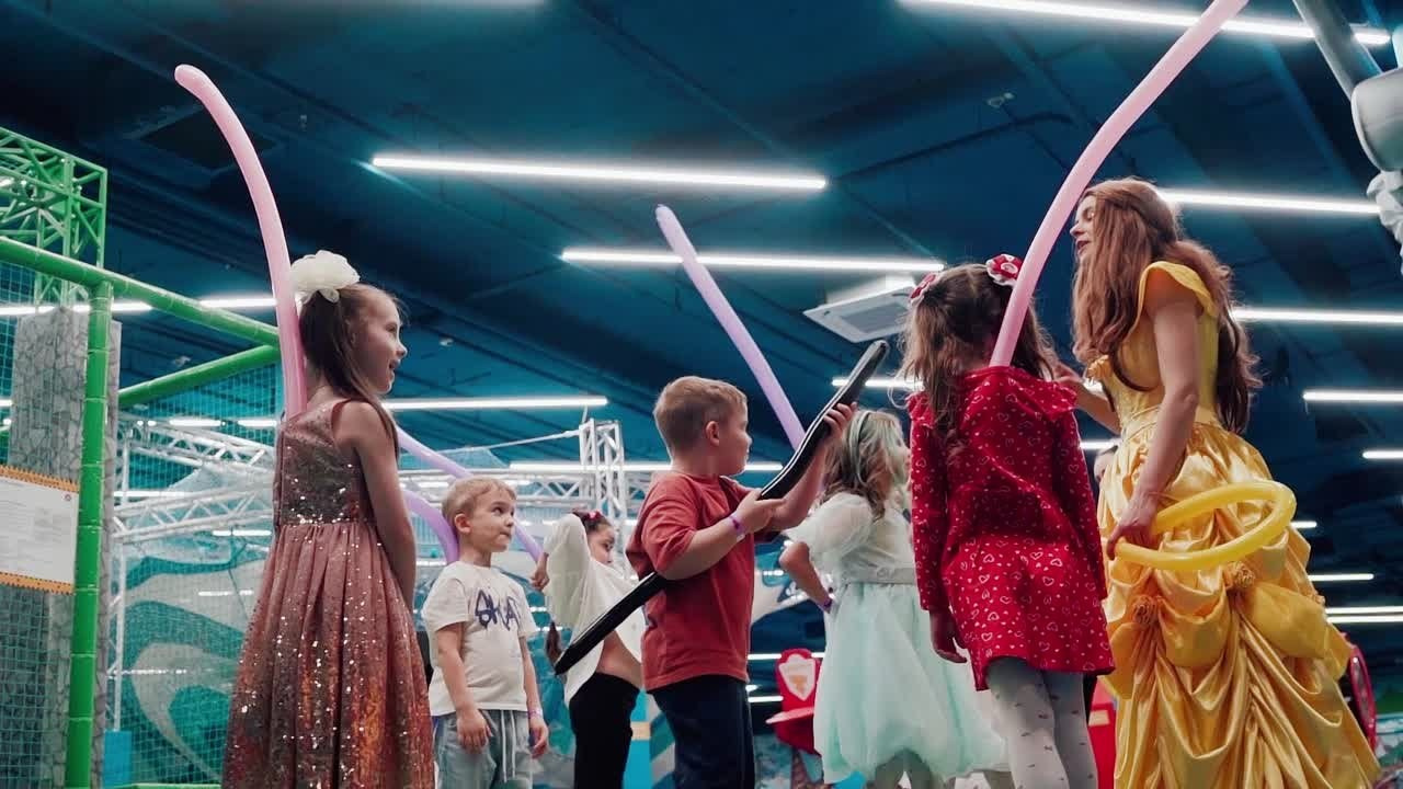 Видеосъемка на день рождения ребенка. Фото и видео съемка