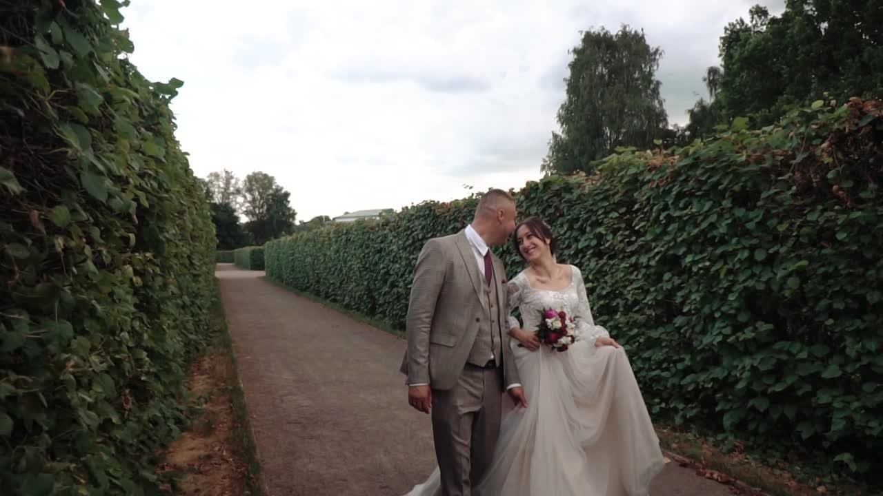 Свадебное видео / видеограф на свадьбу. Фото и видео съемка