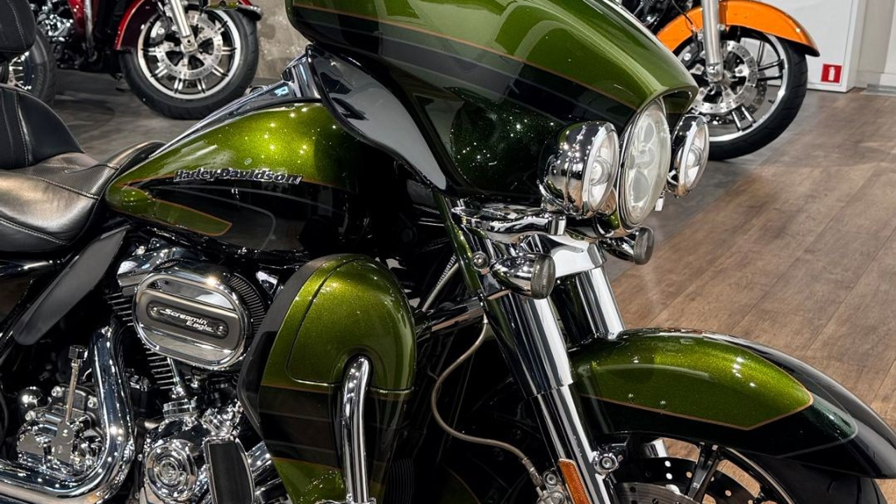 Harley-Davidson CVO Limited, 2017, 37 997 км. Hello Davidson, Москва. Только хорошие мотоциклы…