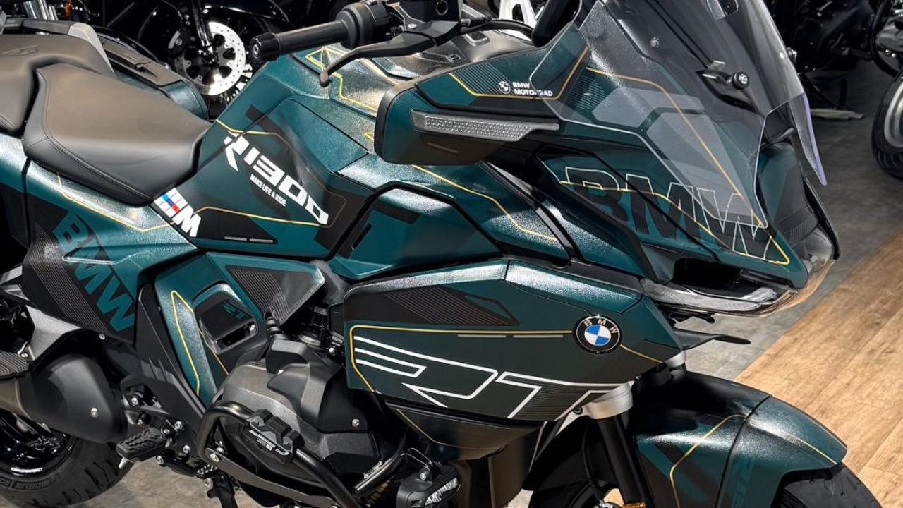 2025 BMW R1200RТ Options 719 Custom. Hello Davidson, Москва. Только хорошие мотоциклы…