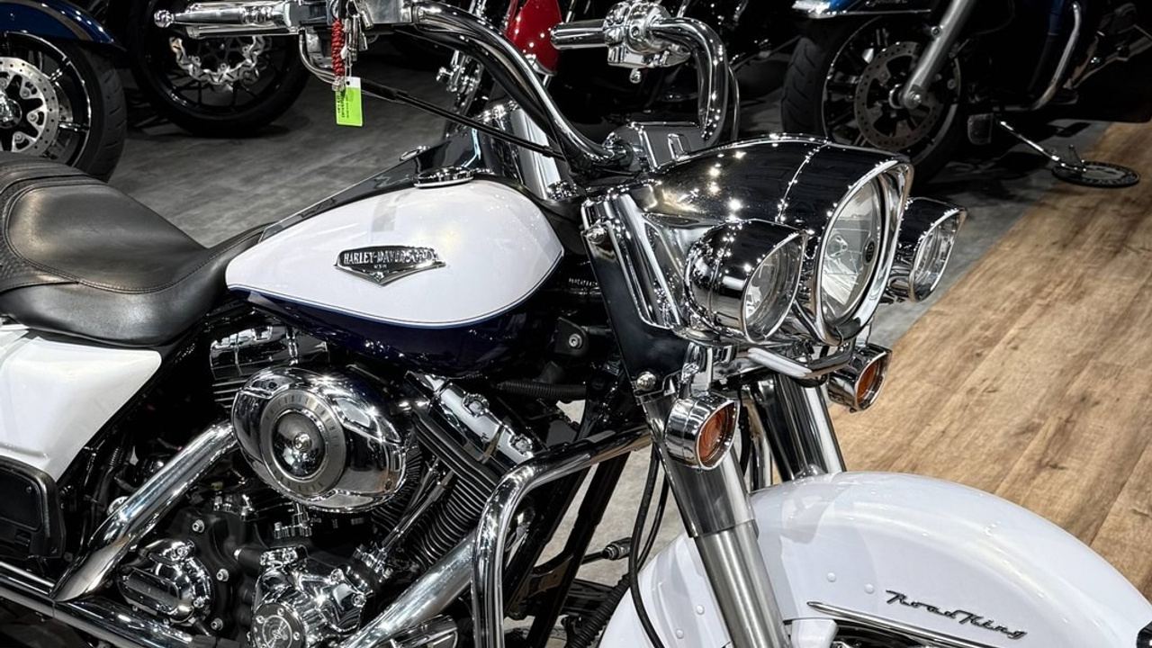 Road King 96 Screaming Eagle. Hello Davidson, Москва. Только хорошие мотоциклы…