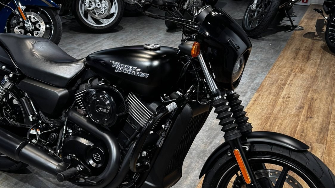Купить Harley-Davidson 2017 HD Street Rod ABS — подробнее на сайте. Hello Davidson, Москва. Только хорошие мотоциклы…