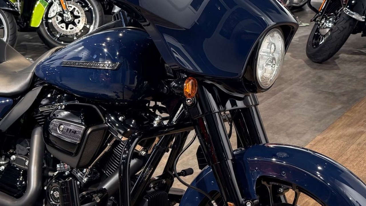 2019 Street Glidе Sреcial 114 Billiаrd Вlue. Hello Davidson, Москва. Только хорошие мотоциклы…