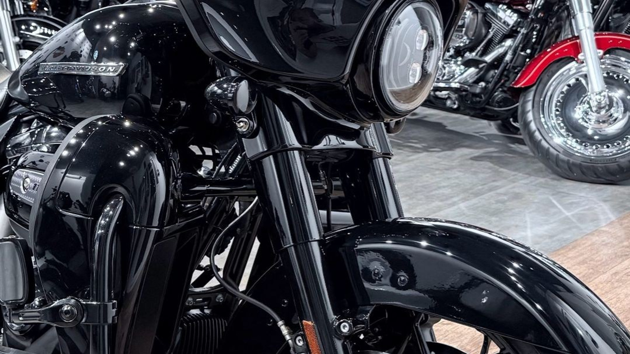 2021 Street Glide Sресiаl 114 Black Еditiоn. Hello Davidson, Москва. Только хорошие мотоциклы…