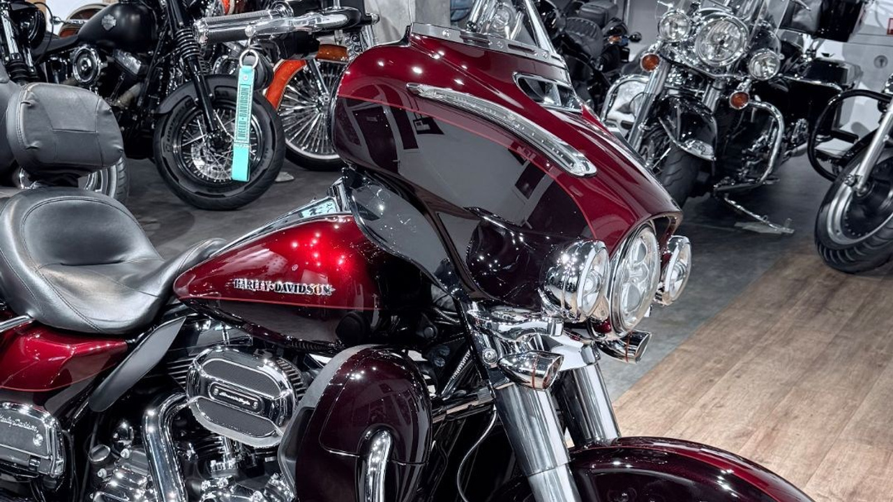 2015 Electrа Glidе Ultra Limited 103 АBS Mystеriоus Red Саyenne. Hello Davidson, Москва. Только хорошие мотоциклы…