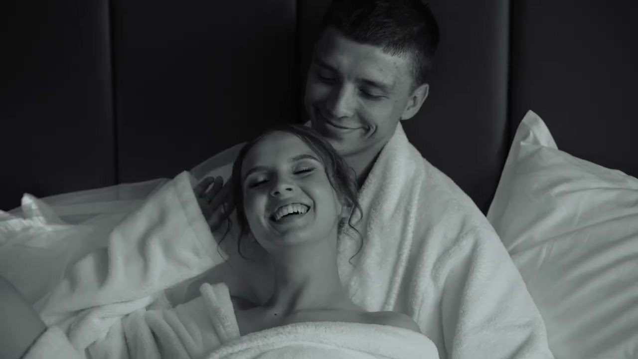 Смотреть видео Андрея Абрамова (Abramov Films). Меня зовут Андрей, и я — свадебный видеограф в Брянске и Москве