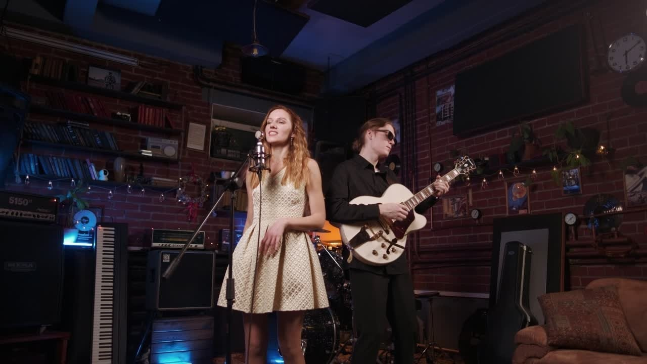 Видео. Антон Ив