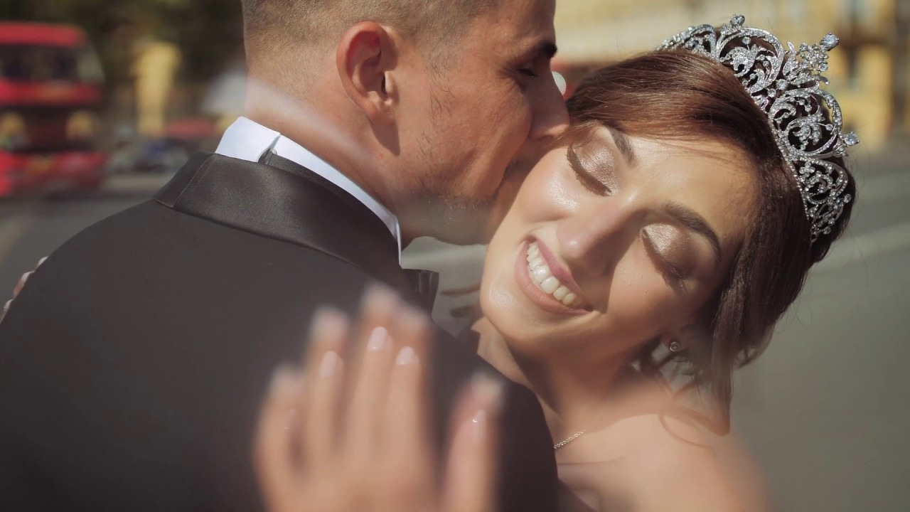 Камерная свадьба Анастасии и Романа в Санкт-Петербурге. Свадебный фотограф в Санкт-Петербурге Венера Ахметова