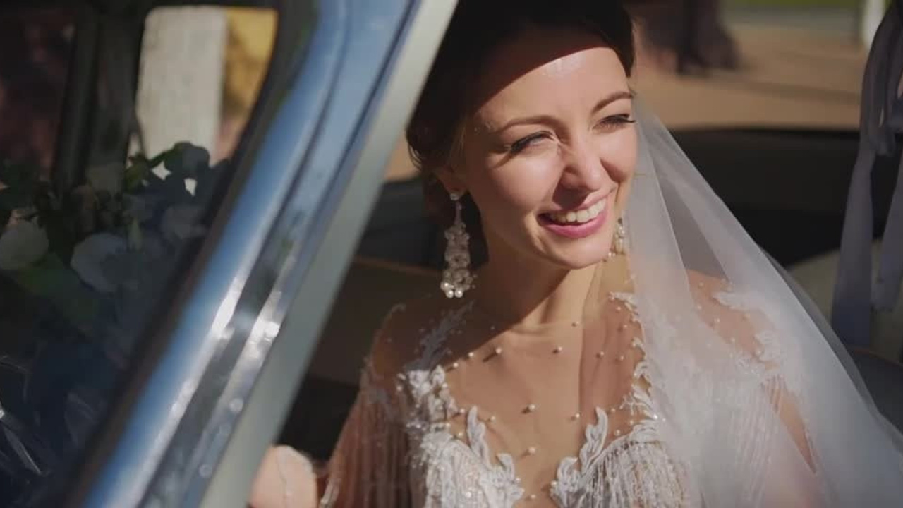 Мария и Михаил. Прокат Аренда ретро автомобилей Волга ГАЗ 21  Кострома