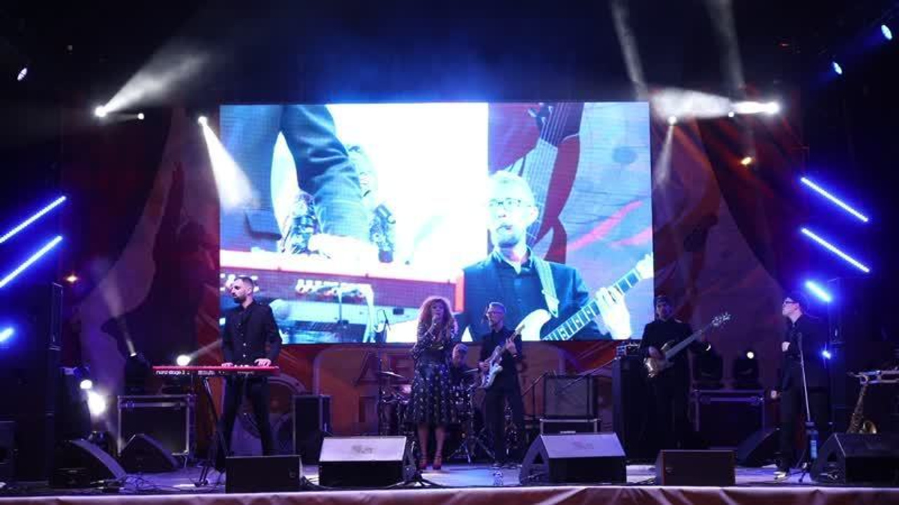 Видео с концертов. Певица Юлия Коган