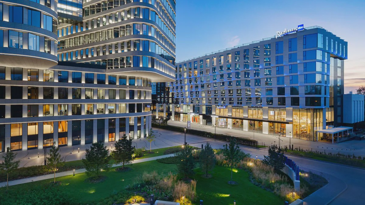 Videos. Portrait, Travel, Commercial Photographer