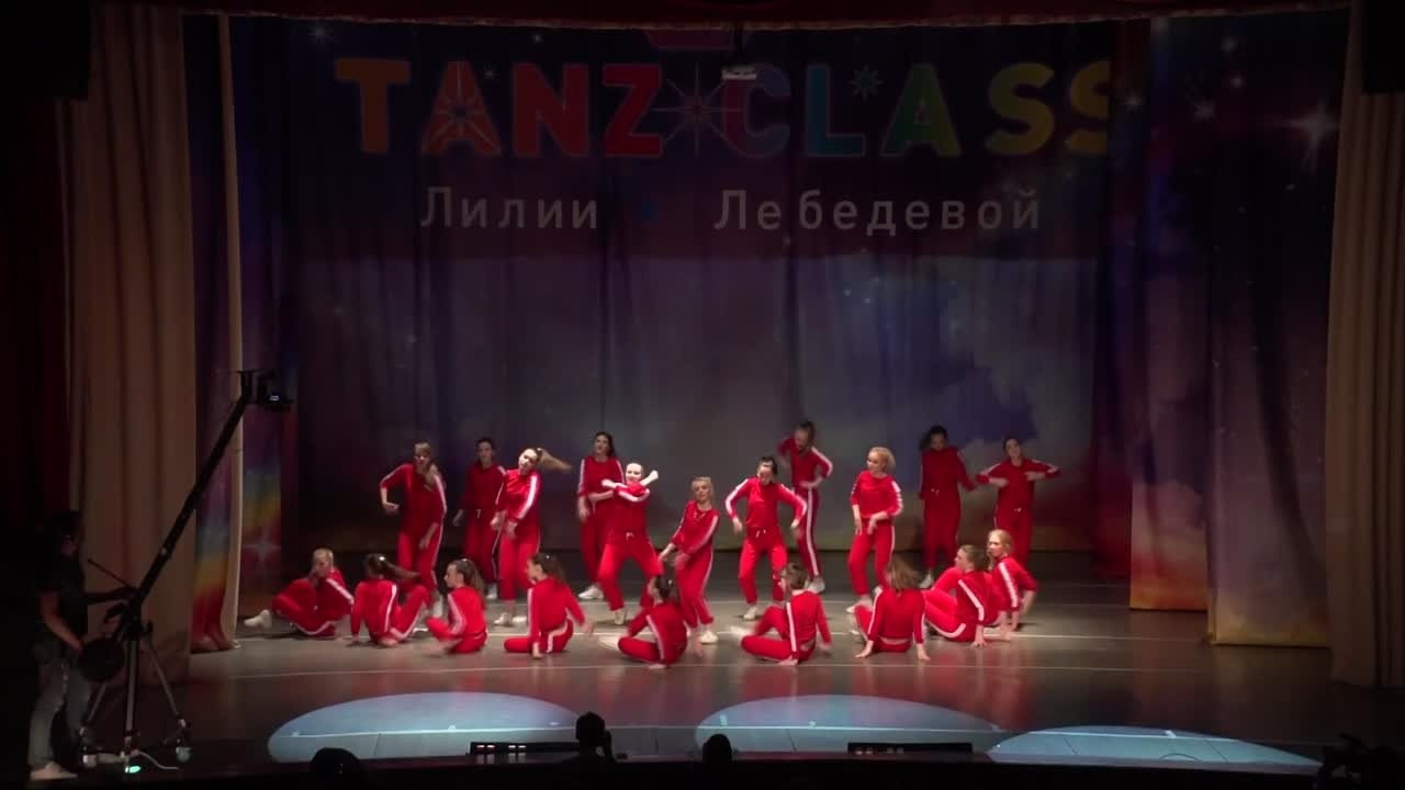 Танцы для молодежи во Фрязино, видео выступлений Tanzclass. Tanzclass Лилии Лебедевой, Фрязино