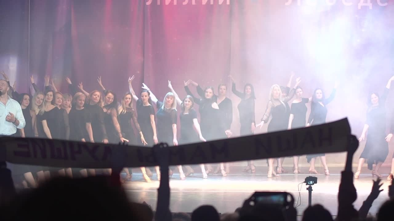 Танцы для женщин во Фрязино, видео с выступлений Танцкласс. Tanzclass Лилии Лебедевой, Фрязино