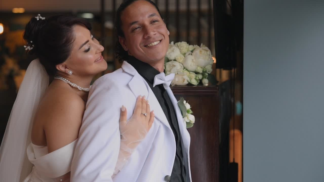 Сборы, прогулка, роспись. Фотограф, видеограф на свадьбу в Москве Никита Назаров