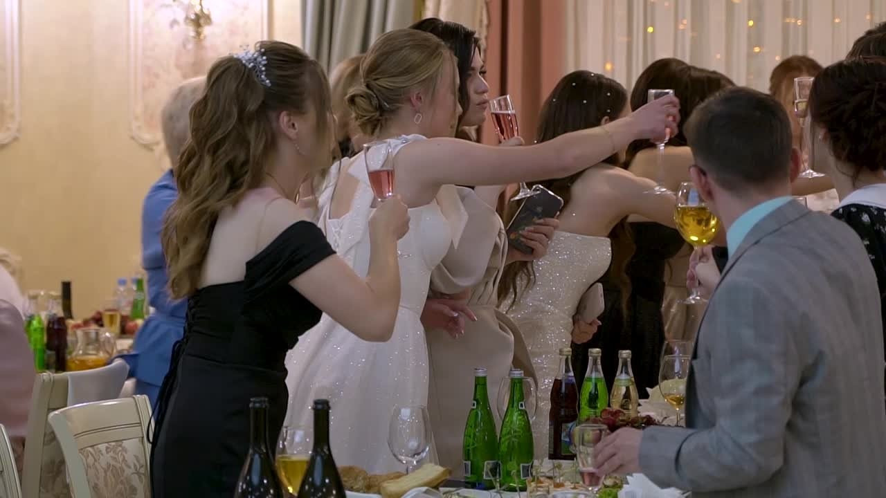 Выпускной 2023 год. Профессиональная съёмка и монтаж фото&видео в Курске и области