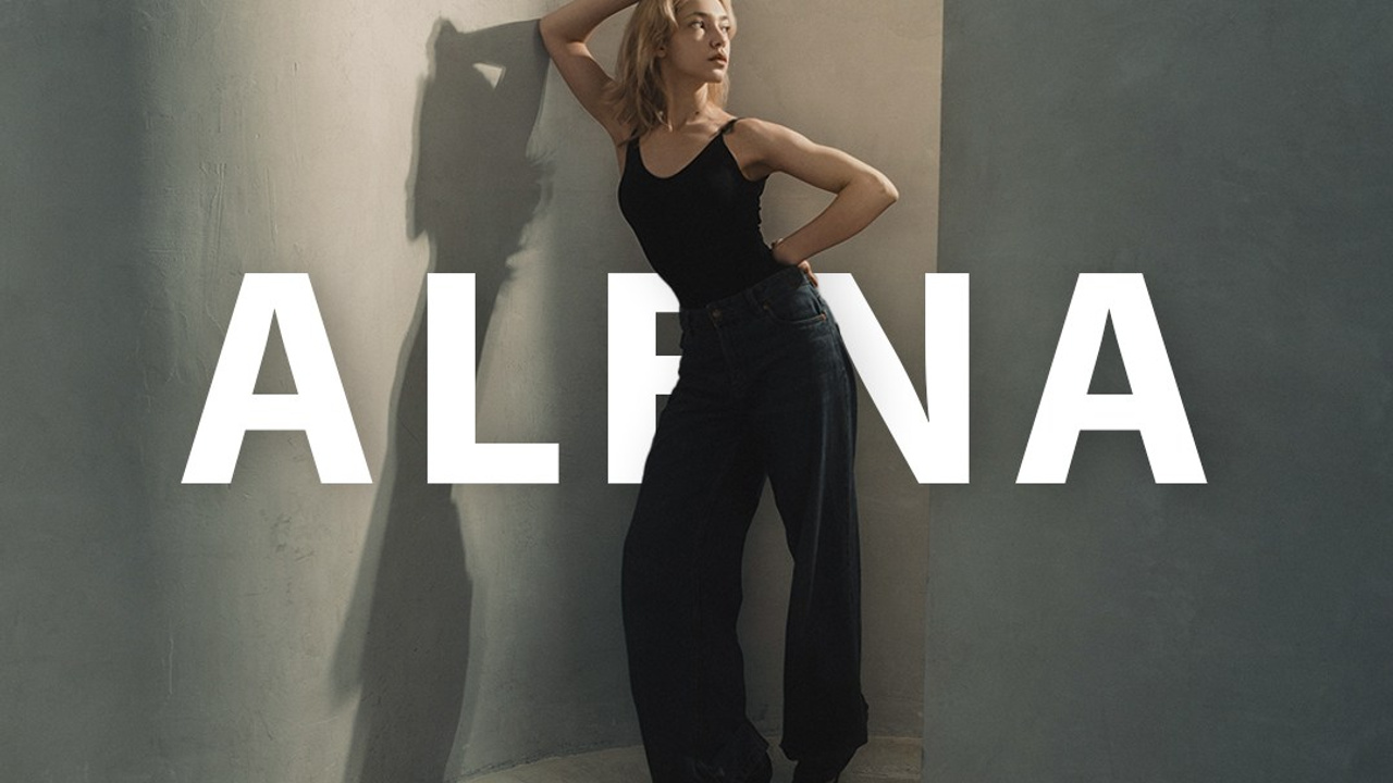 Женская портретная фотосессия в студии