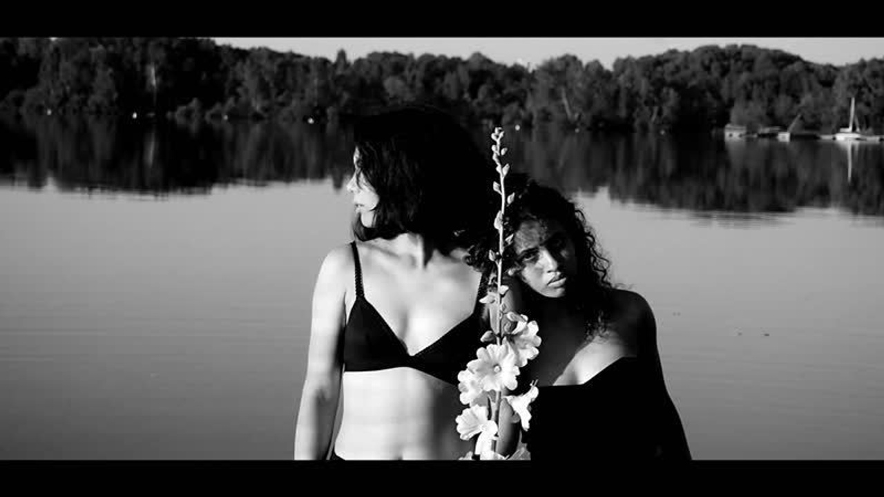 Арина и Эстер о женской дружбе. Фотограф Шудра Яна