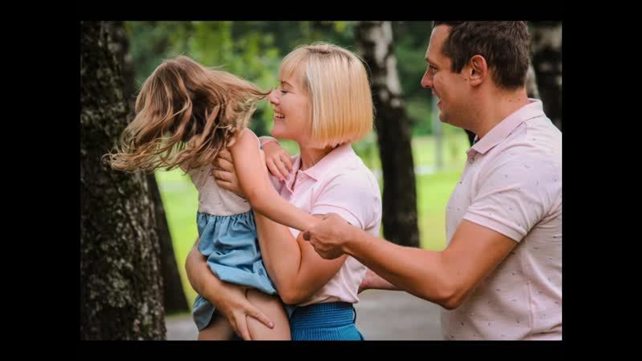 2020 Семейная фотопрогулка Максим, Ольга, Артем и Алиса. Семейный, портретный, репортажный фотограф lifestyle в Москве и Кирове