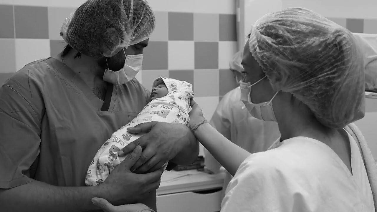 РОДЫ (видео). Семейный и детский фотограф в Краснодаре. Фотограф новорожденных. Фотограф ньюборн. Фотограф родов Краснодар. Катя Угнивенко