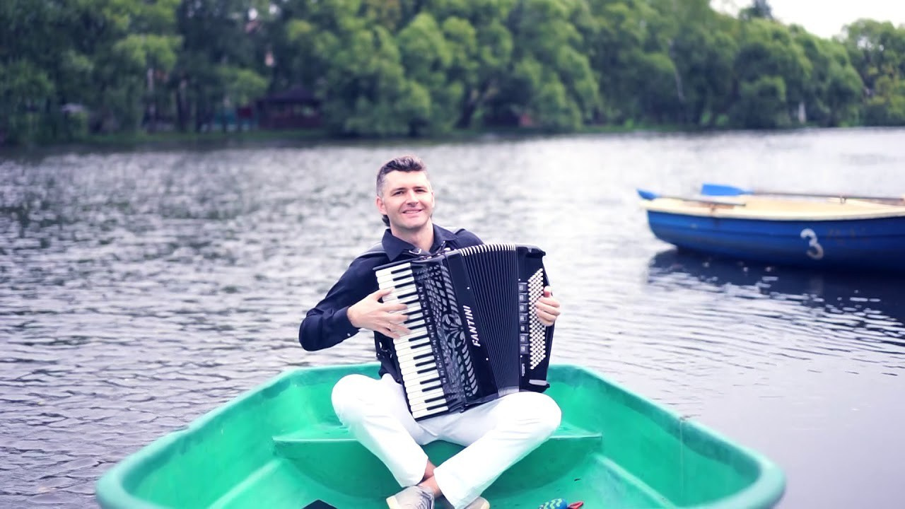 Видео. Аккордеонист Мирослав Лелюх