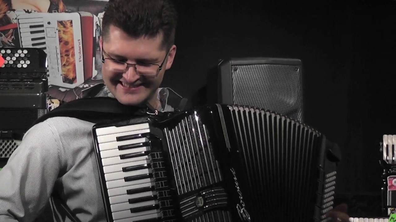 Видео. Аккордеонист Мирослав Лелюх