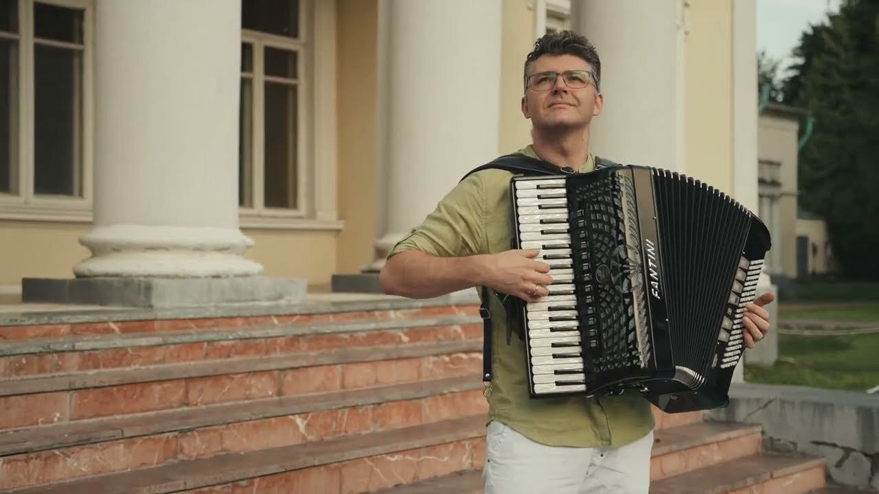 Видео. Аккордеонист Мирослав Лелюх