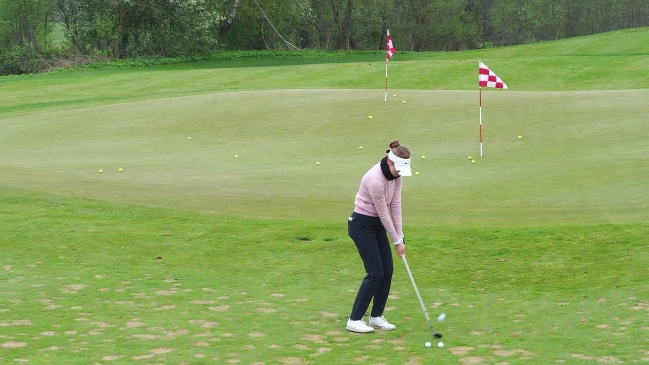 Golf video reports. Фотограф | Тата Берендеева