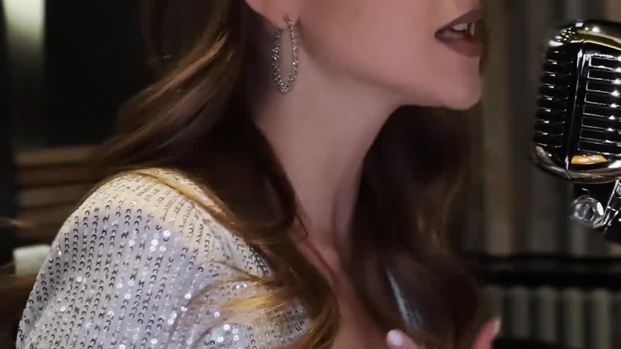 Видеогалерея с различных выступлений. Вокалистка Мария Сиротенко